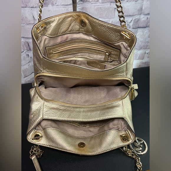 Michael Kors Jet Set Chain Large Shoulder Tote Pale Gold Metallic Leather - Picture 7 of 15